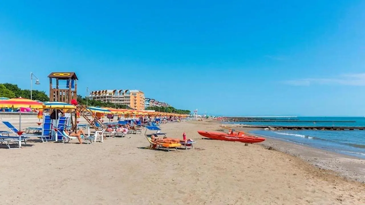 Spend Your Holiday In Our Sea View Flat Porto Santa Margherita 0*,