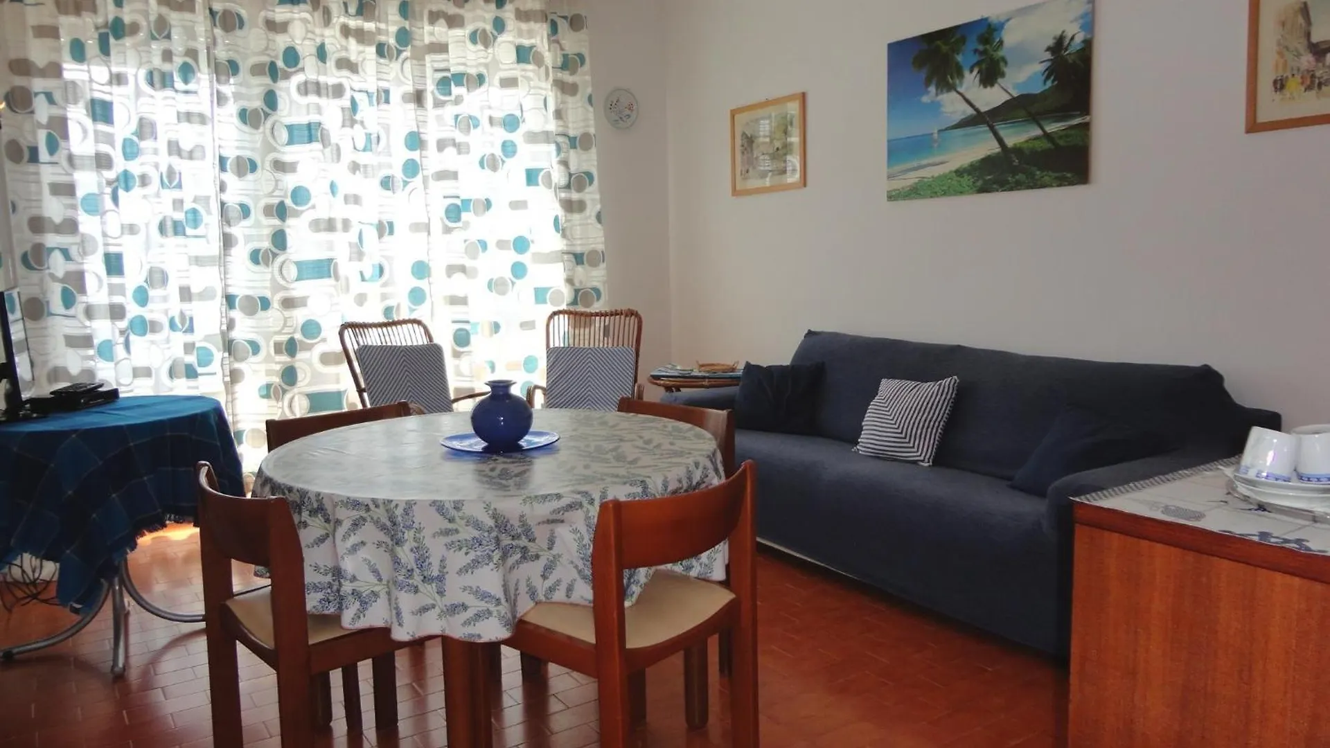 Apartamento Spend Your Holiday In Our Sea View Flat Porto Santa Margherita